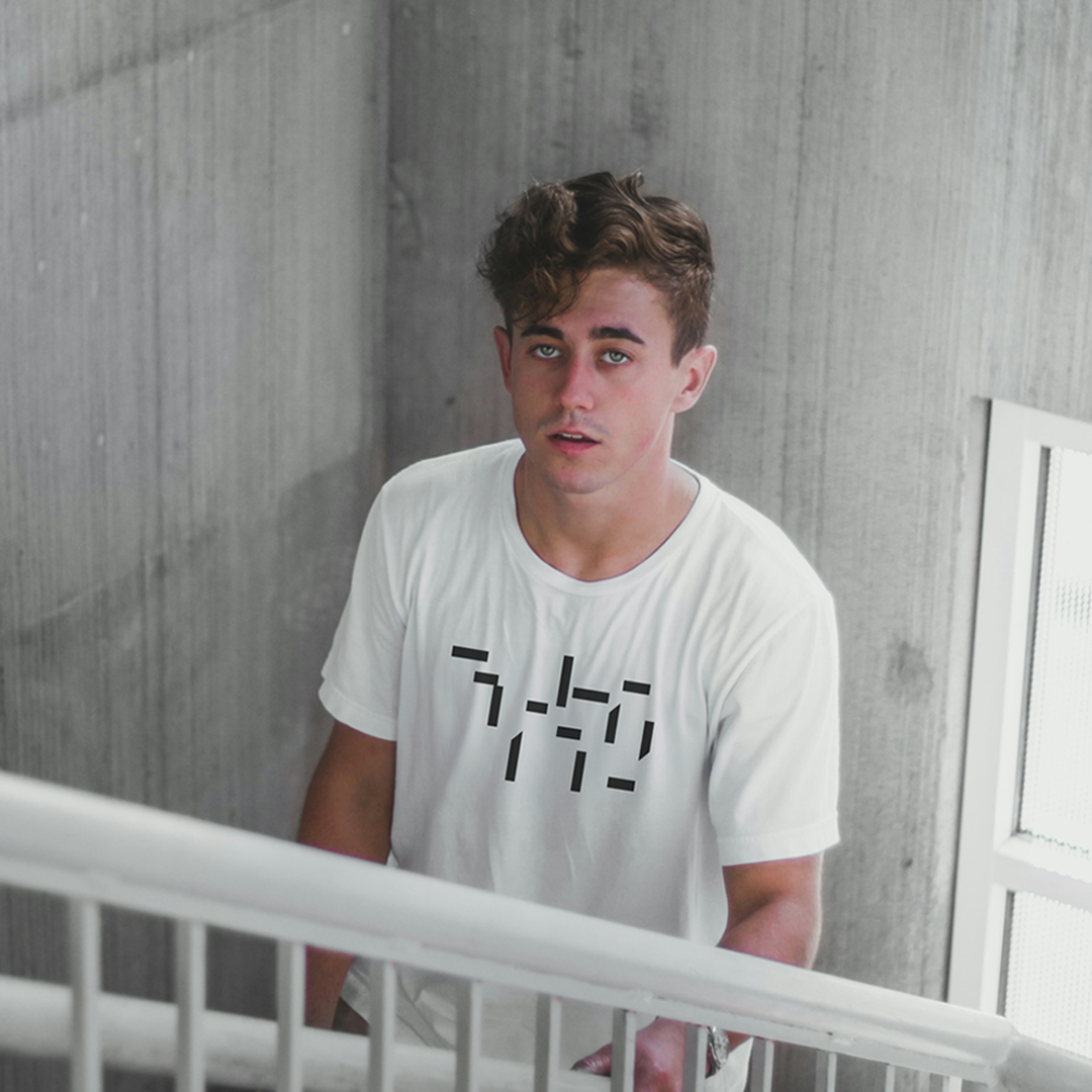 04_Merch_1080x1080px